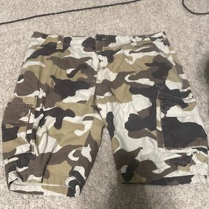 Camo cargo shorts